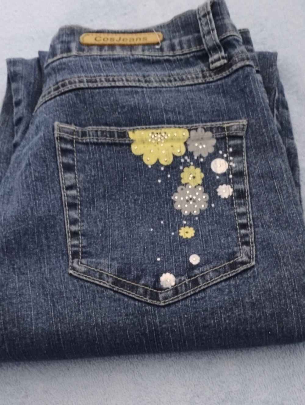Ladies Embellished Capris